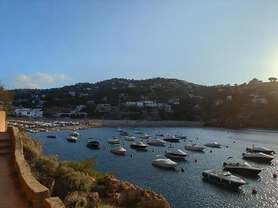 Piso Reformado A Pie De Playa Sa Riera Begur Apartment